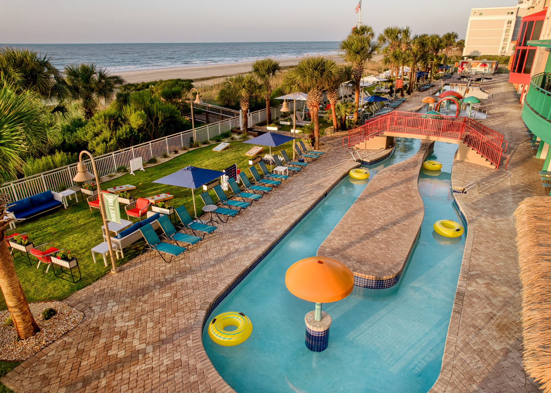Hampton Inn Aerial Pool